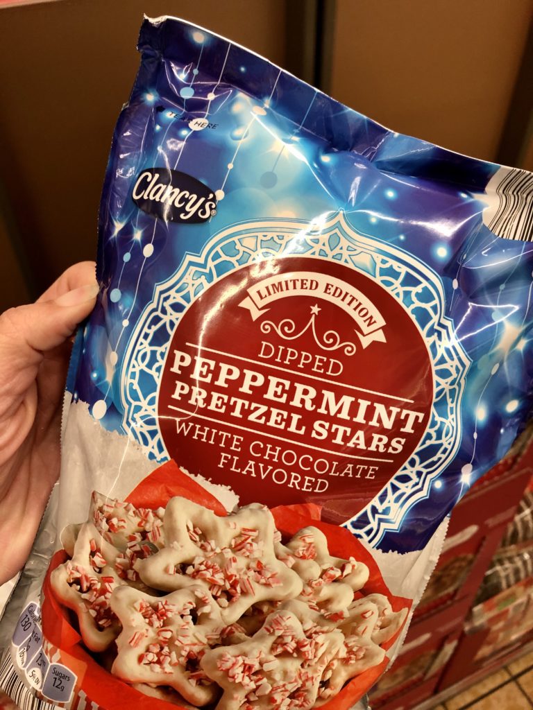 Peppermint pretzel stars