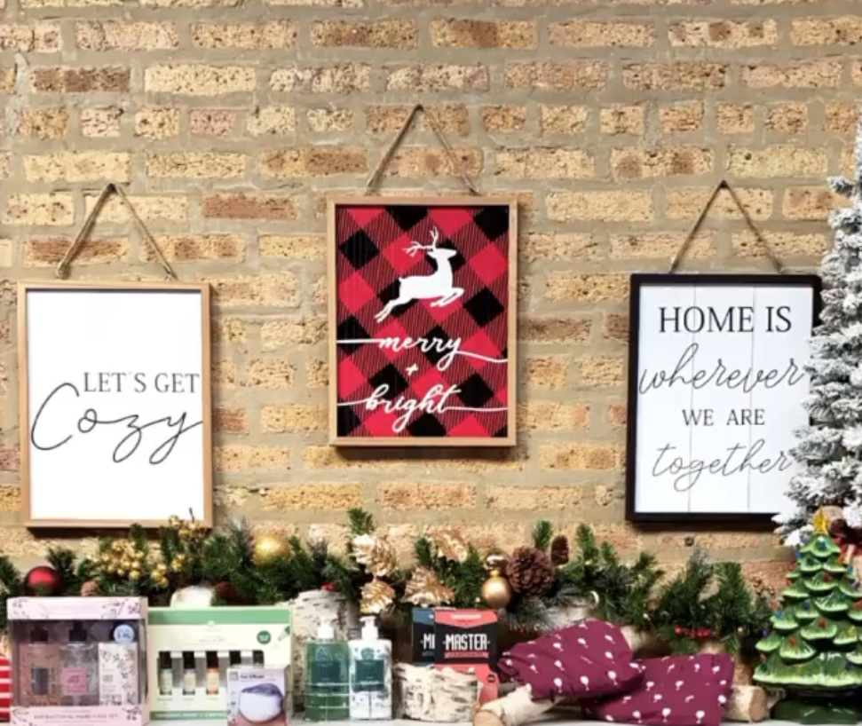 aldi reversible holiday signs