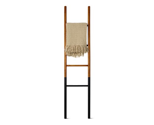 Gevangene Enzovoorts Vergelijking This Aldi Acacia Ladder is a Serena and Lily Dupe, and It's Under $50! -  AisleofShame.com