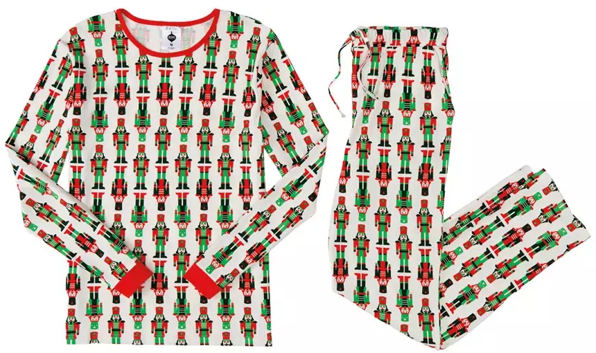 Merry Moments Mens Holiday Pajamas - Ivory/Red