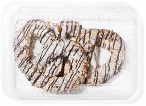 Chocolate and Almond Bretzel Pastry
