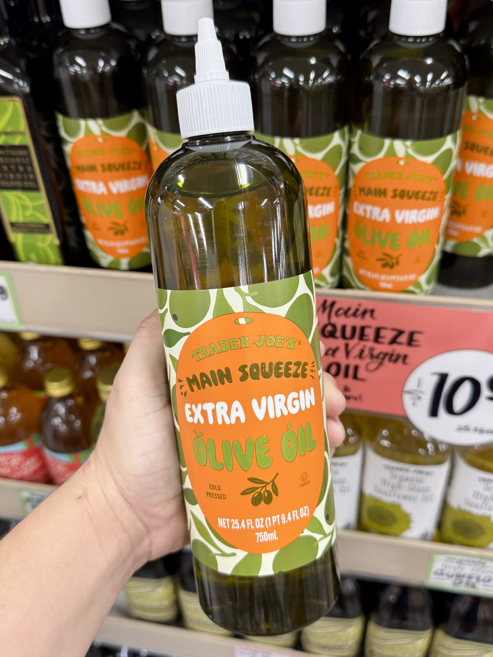 Main Squeeze Extra Virgin Olive Oil - in store
