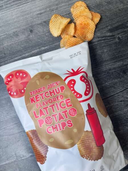 Salt & Pepper Lattice Cut Potato Chips - in store